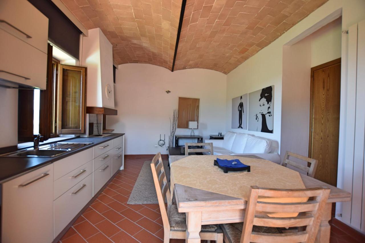 Borgo Gatteraia Aparthotel Volterra Exteriör bild